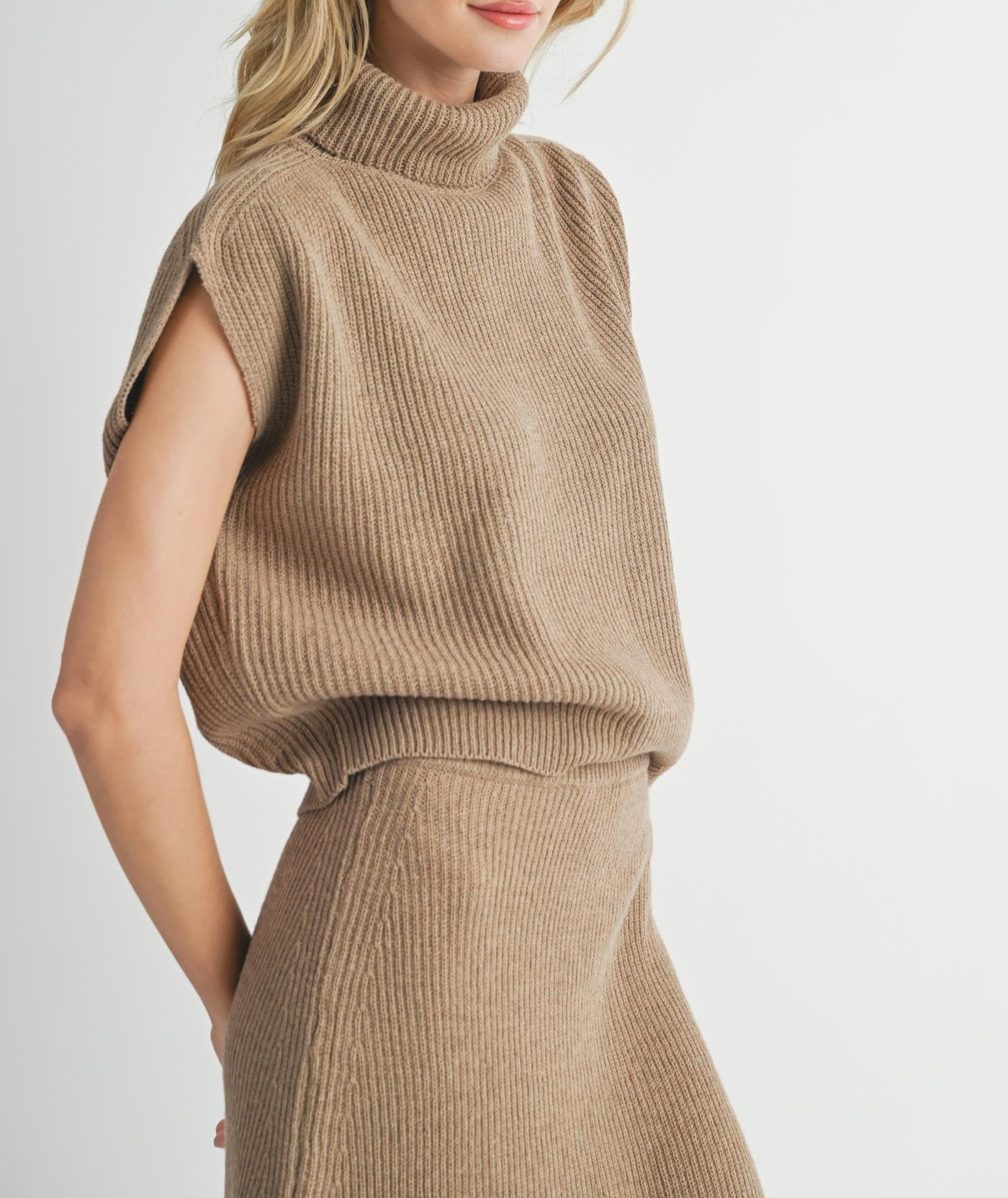 Sadie & Sage, Crosby Ribbed Turtleneck Vest in Dark Taupe - Boutique Dandelion