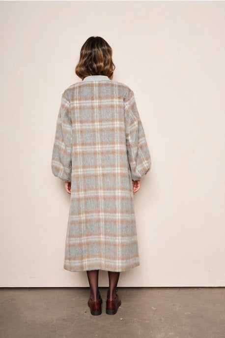 dRA Clothing Los Angeles, Cameron Coat in Grey Coco Plaid - Boutique Dandelion