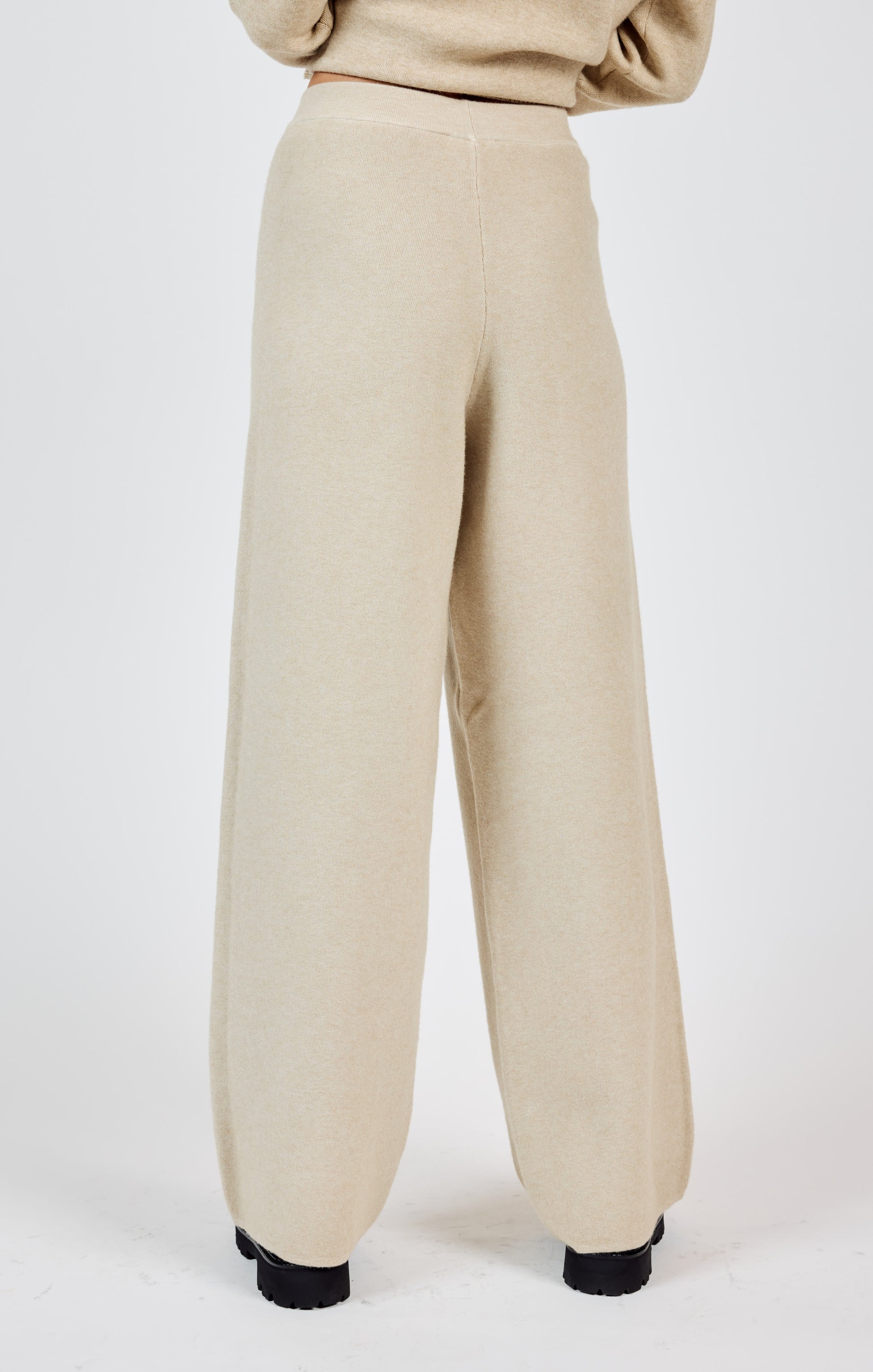 Sadie & Sage, Kelsie Knit Pants in Stone - Boutique Dandelion