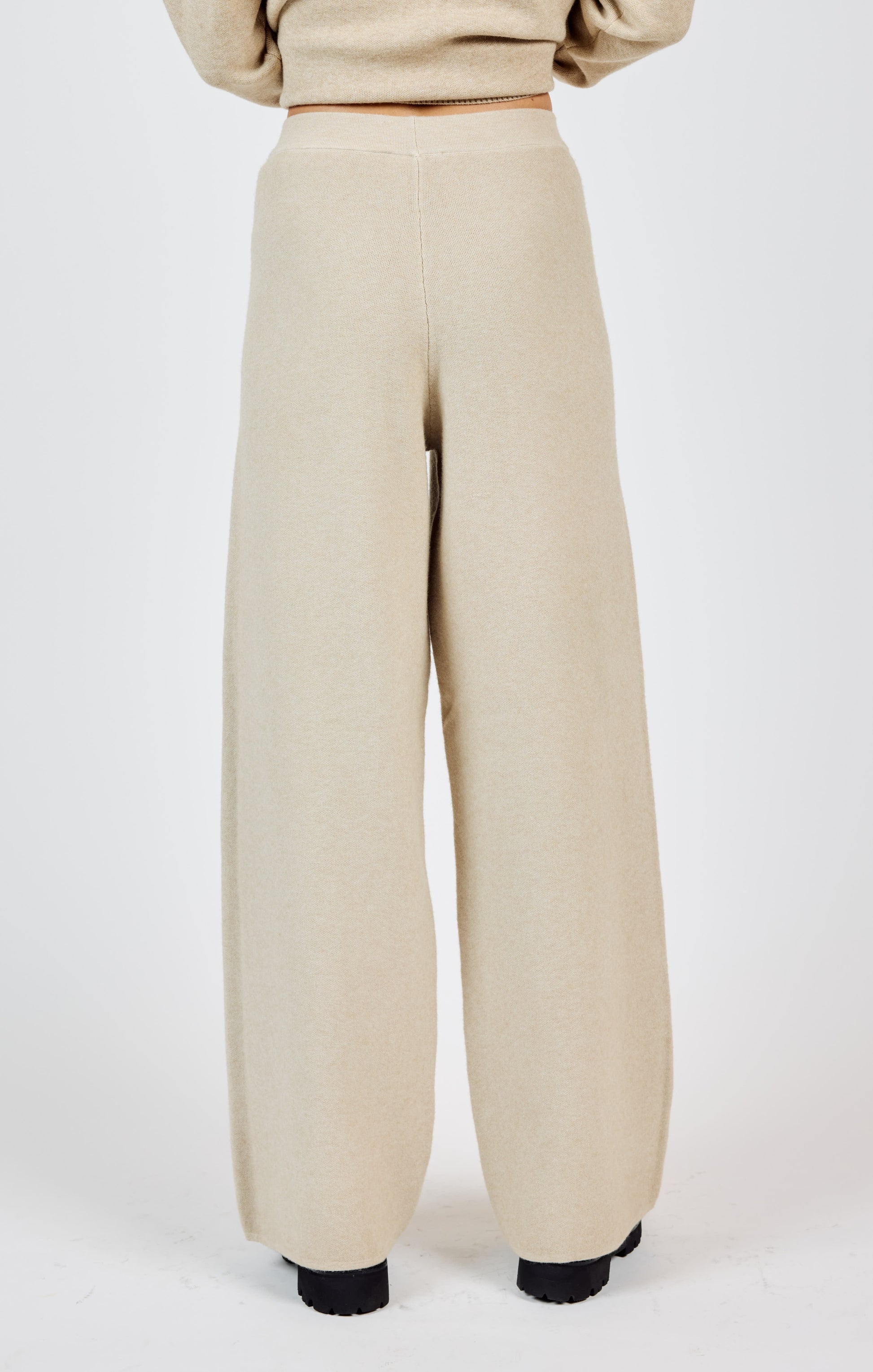 Sadie & Sage, Kelsie Knit Pants in Stone - Boutique Dandelion