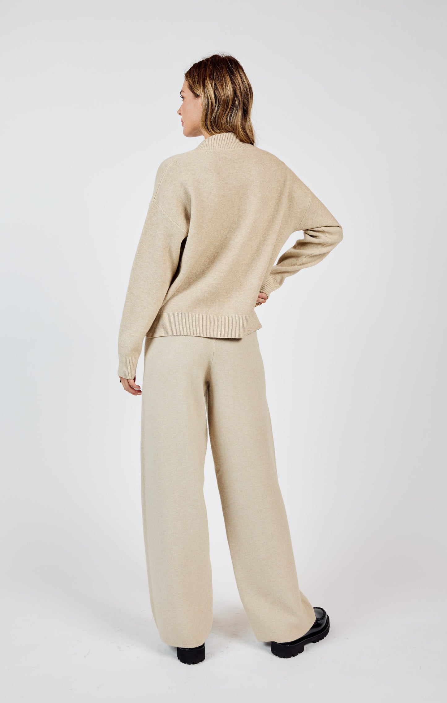 Sadie & Sage, Kelsie Knit Pants in Stone - Boutique Dandelion