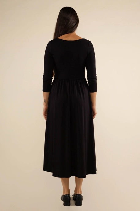 NLT, Lake 3/4 Sleeve Swing Dress