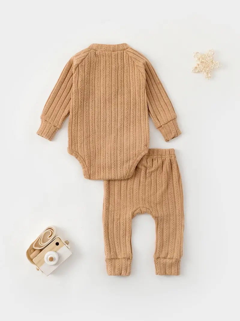 Milo Knit Set