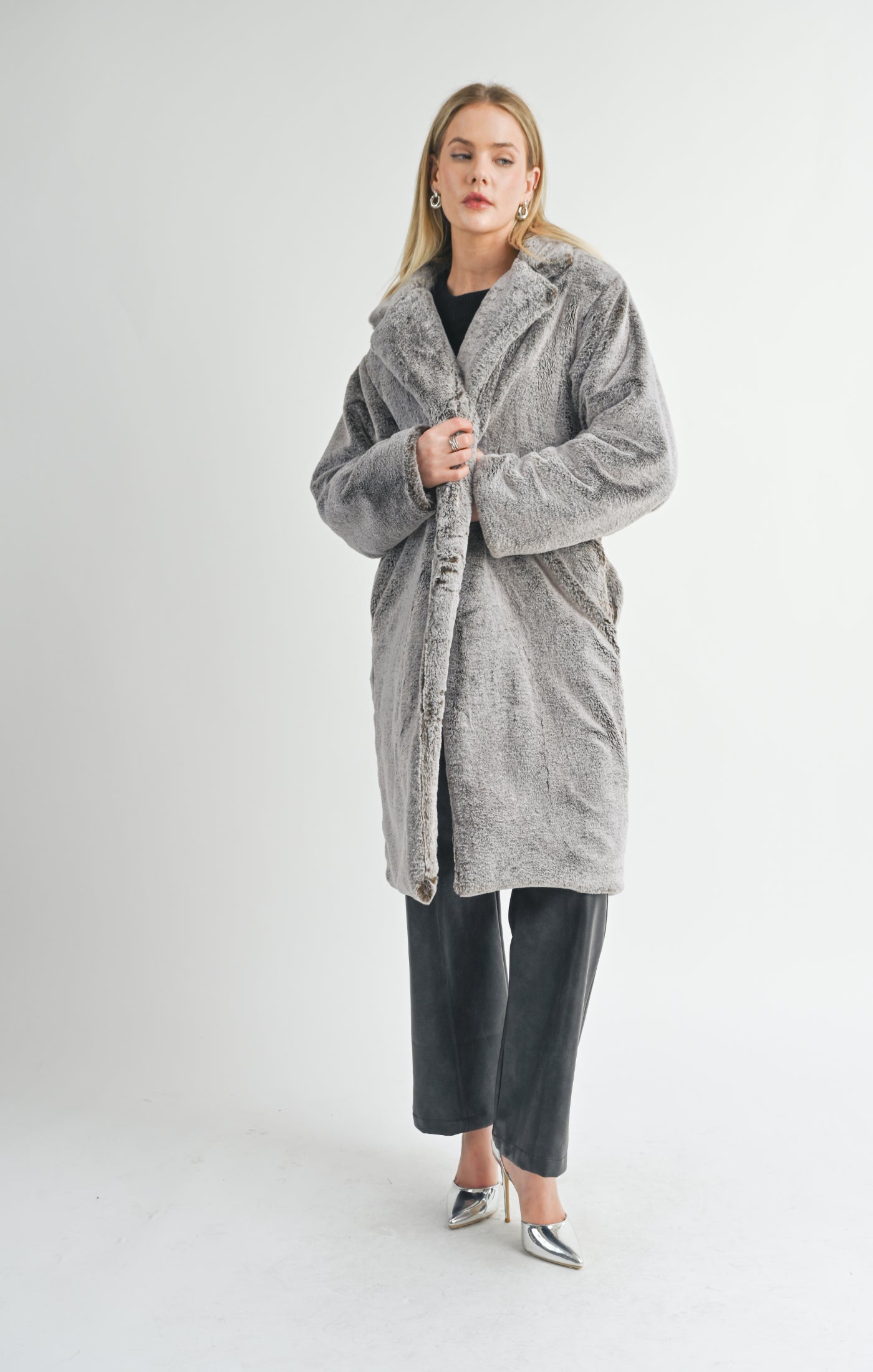 Sage The Label, Daring 2 Tone Vegan Fur Coat in Grey Brown - Boutique Dandelion